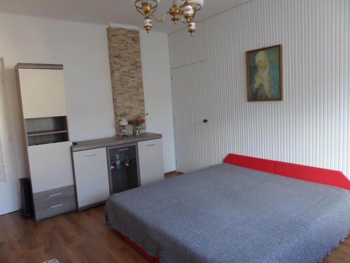 Bori Apartmanok Hajdúszoboszló Exterior foto